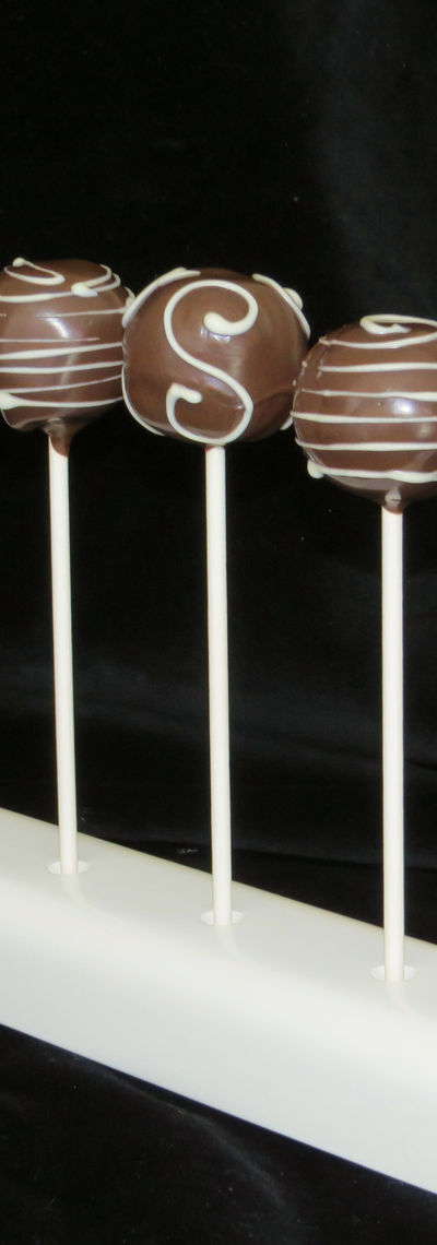 Wedding cake pops