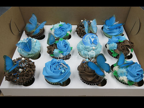 Dinosaur cupcakes