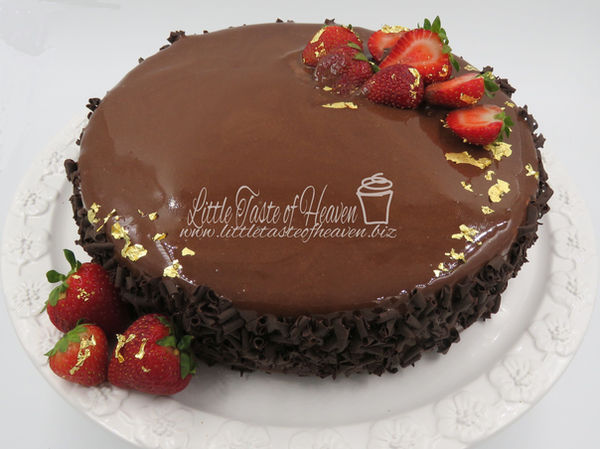 Strawberry White Chocolate Mousse Cake